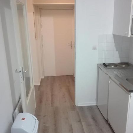 Studio Devant Les Remparts Avec Parking Prive Apartment Avignon Exterior photo